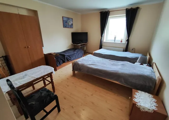 Agroturystyka Lesny Dworek Vakantieboerderij *